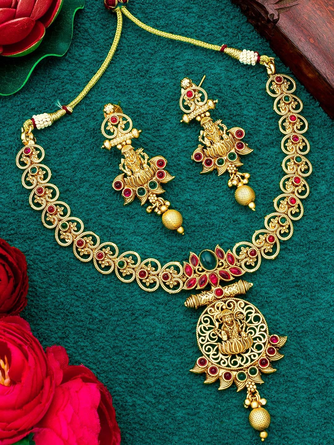 aadita Gold-Plated Stone-Studded Jewellery Set