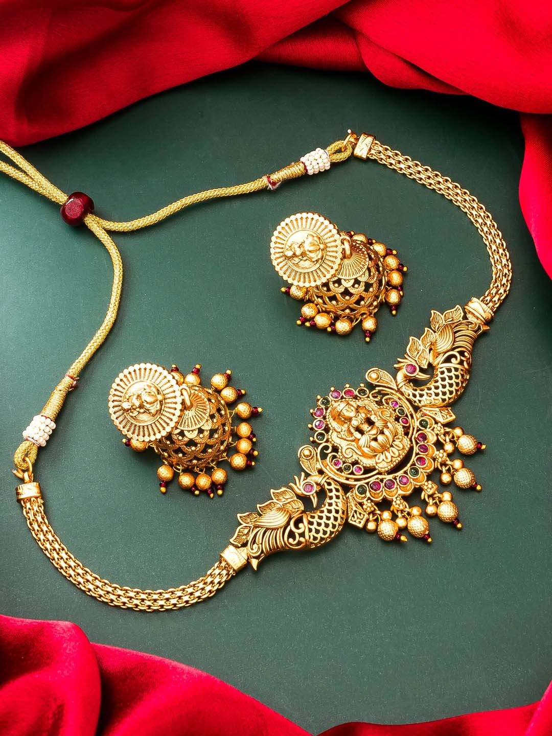 

aadita Gold-Plated AD-Studded Jewellery Set