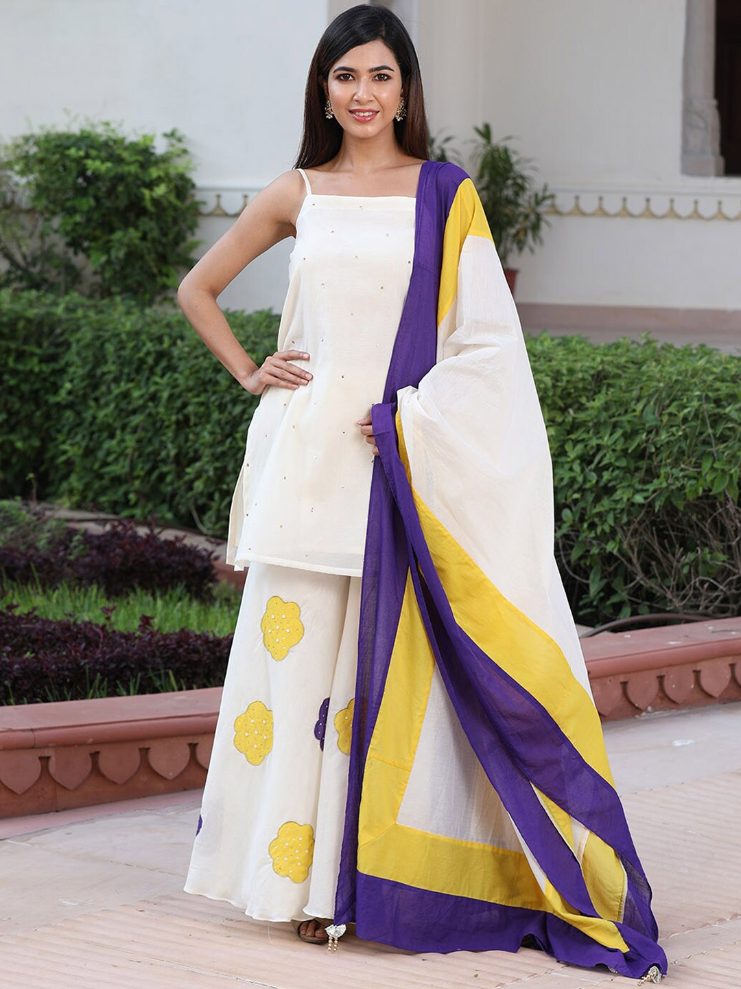 

Ambraee Women Floral Sequinned Kurti with Palazzos & Dupatta, White