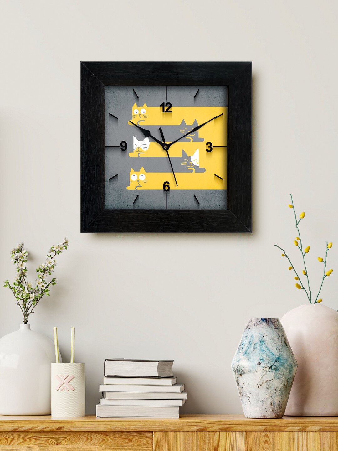 

999Store Grey & Yellow Printed Analogue Contemporary Square Wall Clock