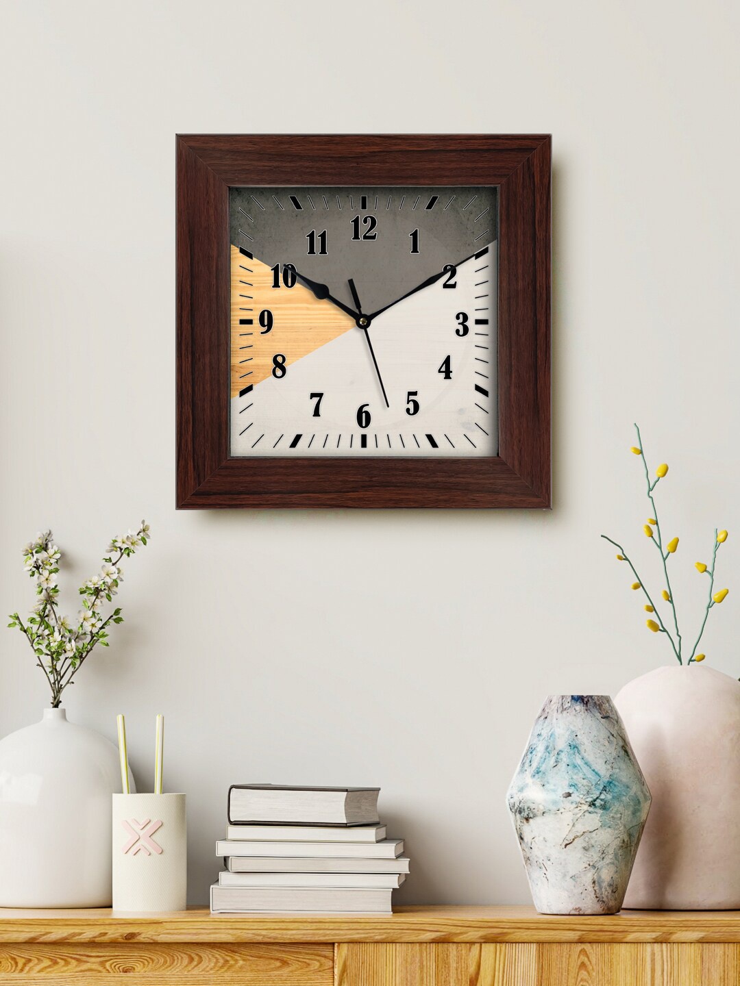

999Store Brown & White Printed Analogue Contemporary Square Wall Clock