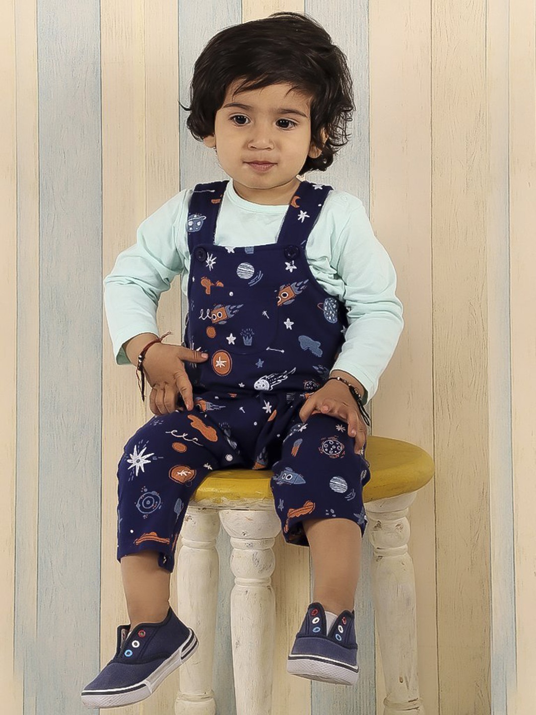 

The Mom Store Boys Dungaree and Full Sleeve T-Shirt Set, Navy blue