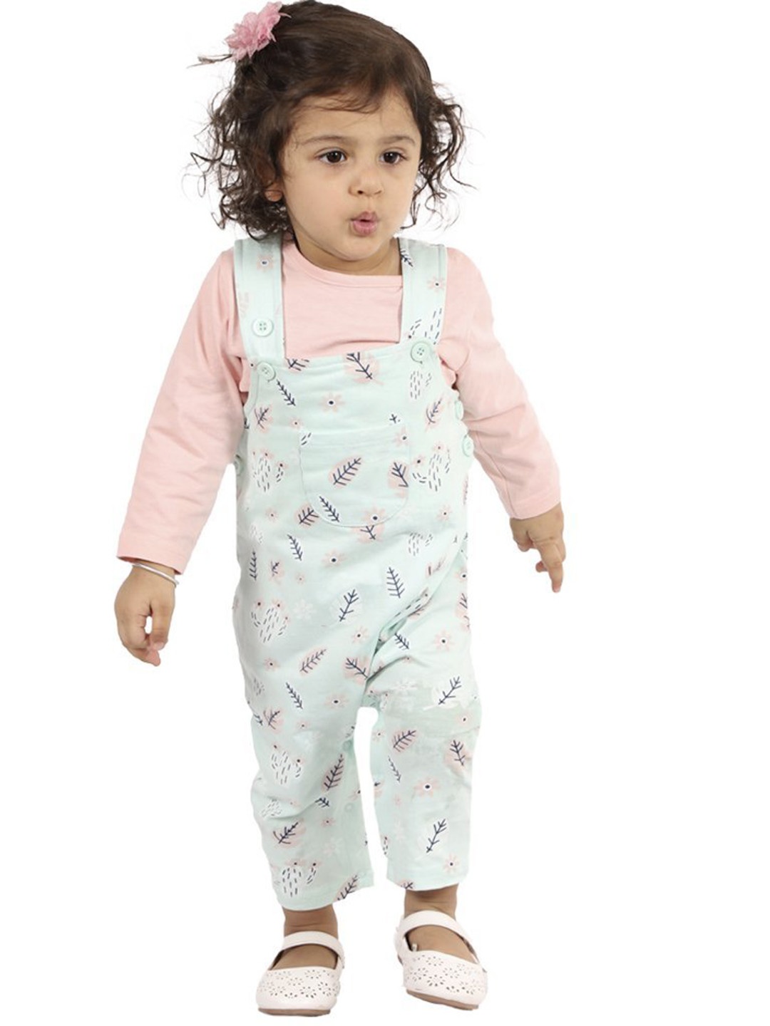 

The Mom Store Boys Dungaree and Full Sleeve T-Shirt Set, Green
