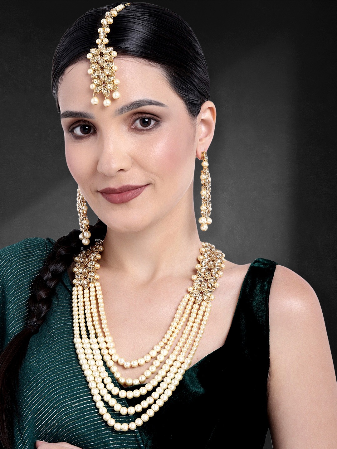 

Peora Gold-Plated Artificial Stones & Beads Jewellery Set, Champagne