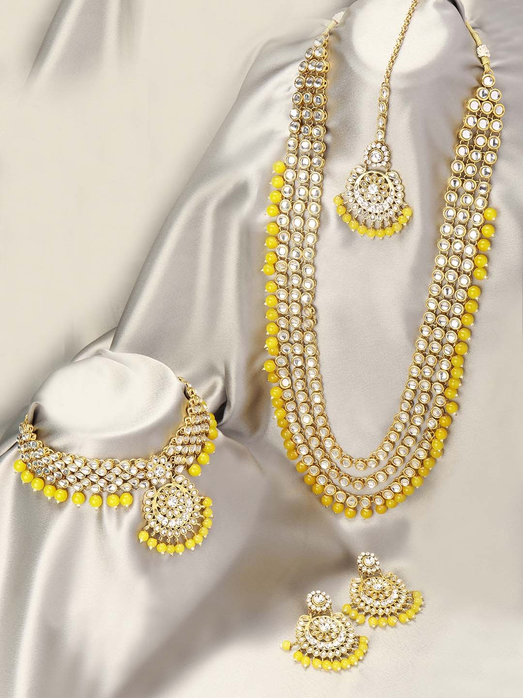 

Peora Gold-Plated Kundan Jewellery Set, Yellow