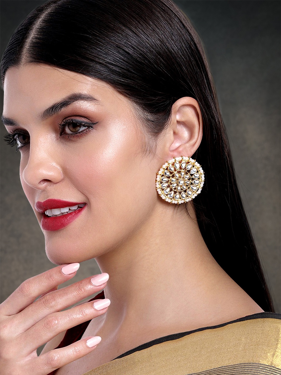 

Peora White & Gold-Toned Circular Studs Earrings