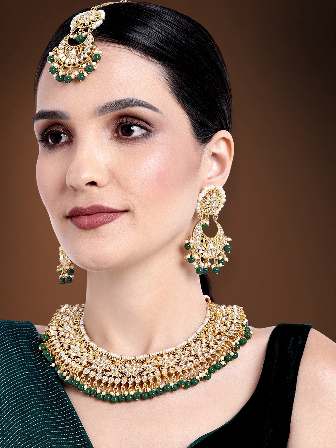 

Peora Gold-Plated Kundan Jewellery Set, Green