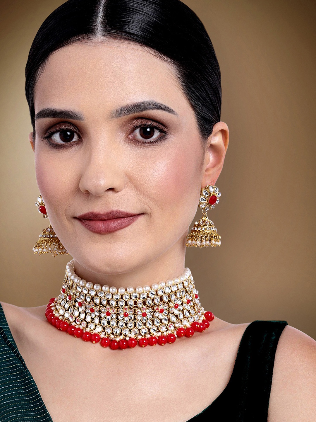 

Peora Gold-Plated Kundan Jewellery Set, Red