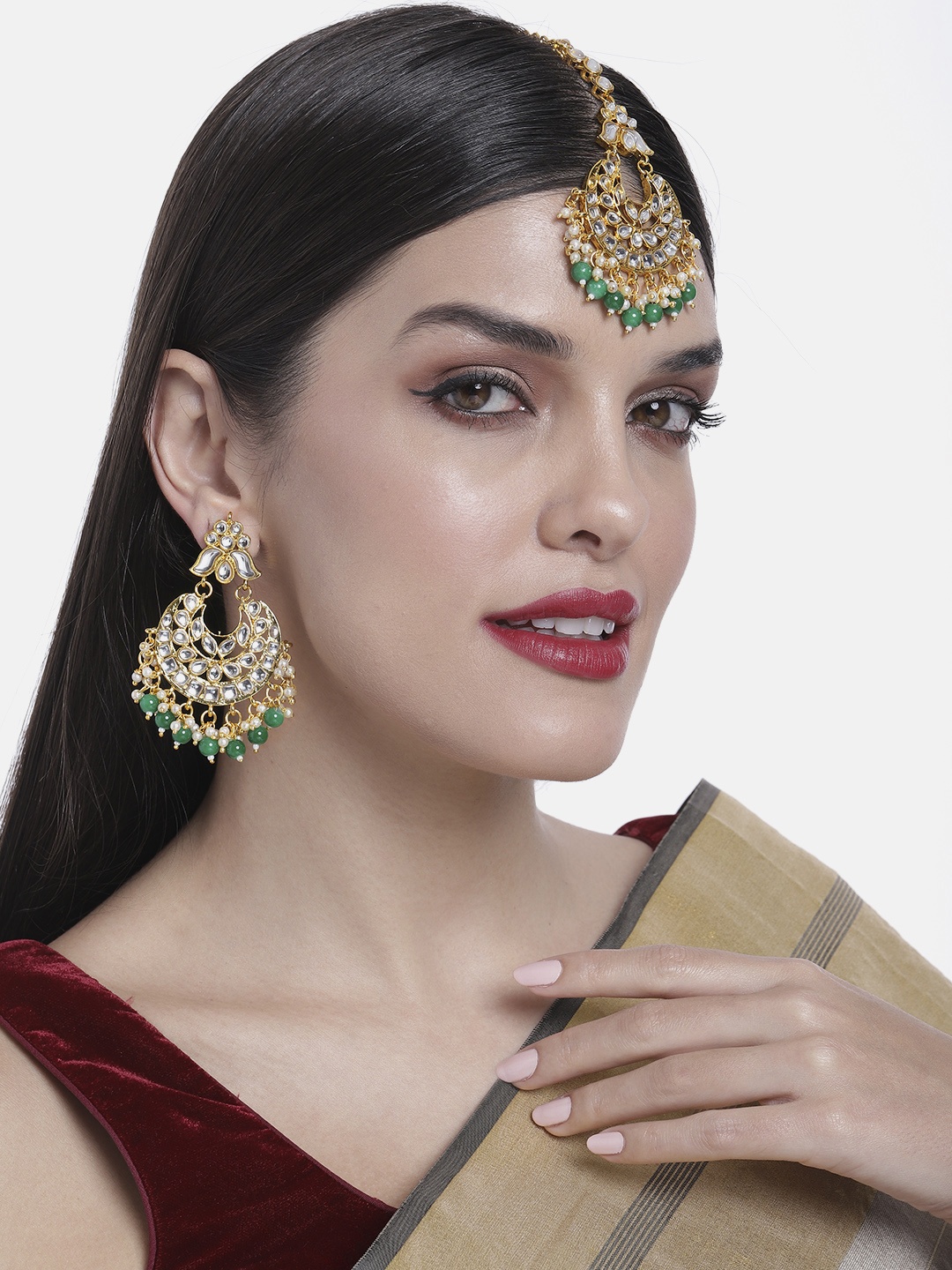 

Peora Traditional Gold-Plated Kundan & Pearl Maang Tika & Chandbali Earrings Jewellery Set, Green