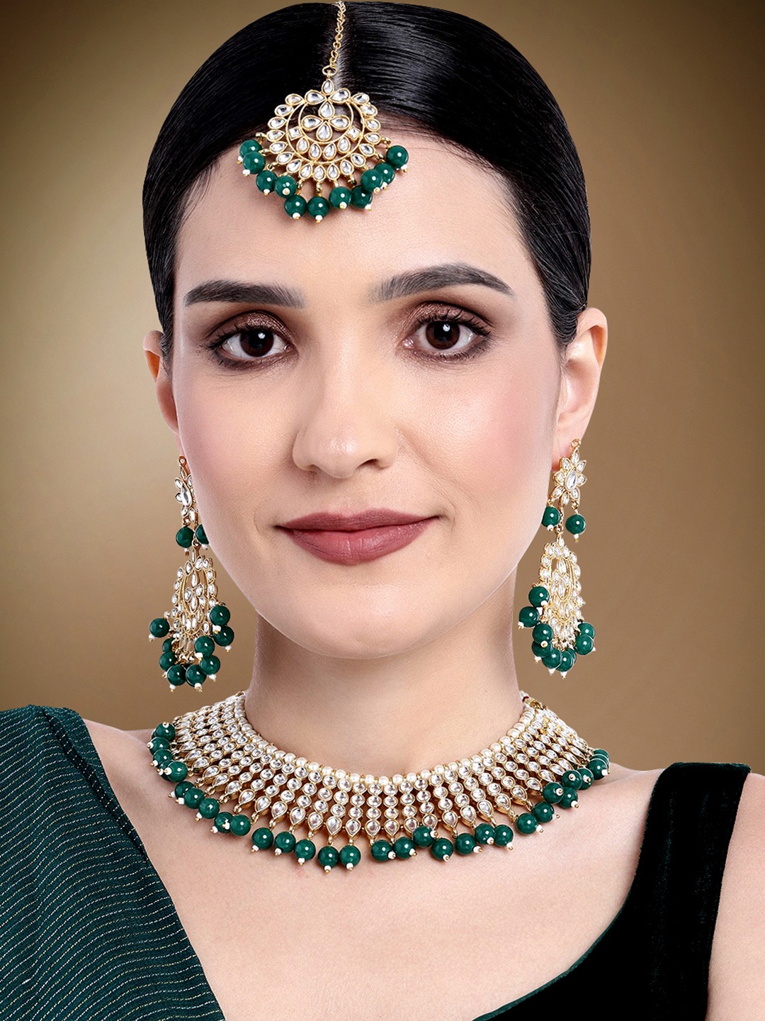 

Peora Gold-Plated Kundan Jewellery Set, Green