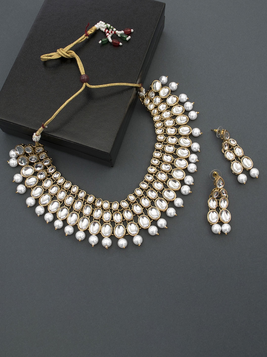 

Peora Gold-Plated Jadau Kundan Studded Pearl Choker Necklace & Earrings Jewellery Set, White