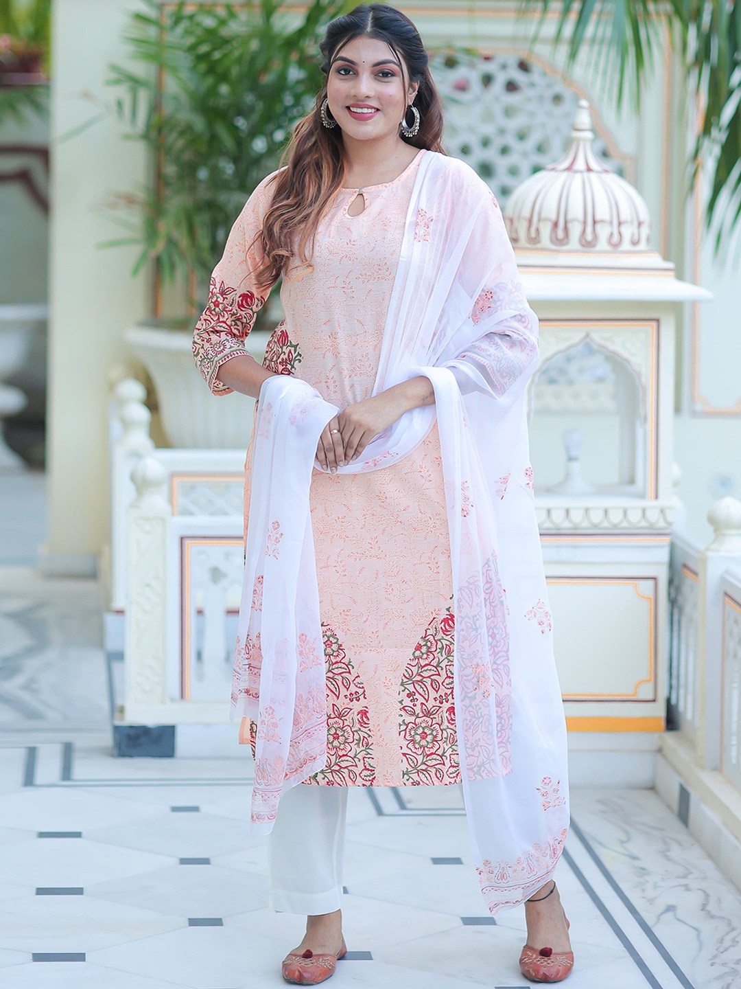 

Ramas Women Floral Printed Pure Cotton Kurta with Trousers & With Dupatta, Peach
