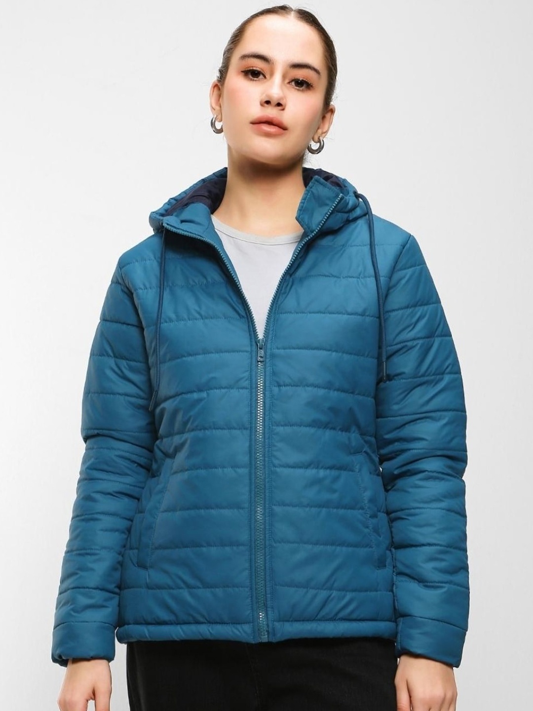 

Bewakoof Plus Women Solid Puffer Jacket, Blue