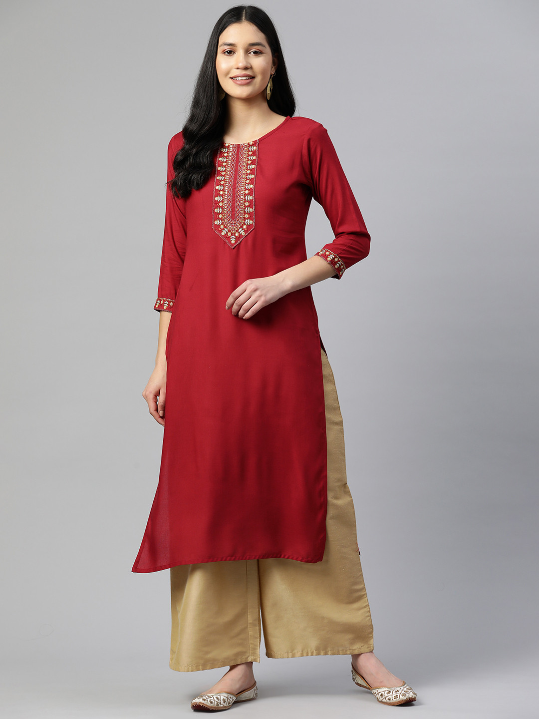 

Vbuyz Women Floral Embroidered Sequinned Kurta, Red
