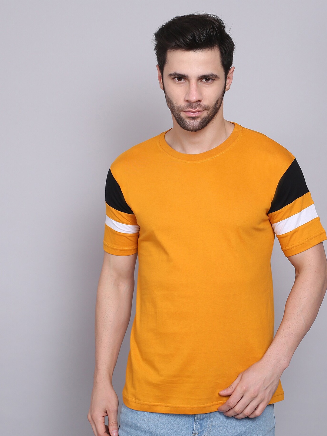 

THE EG STORE Men Colourblocked Round Neck Cotton T-shirt, Yellow