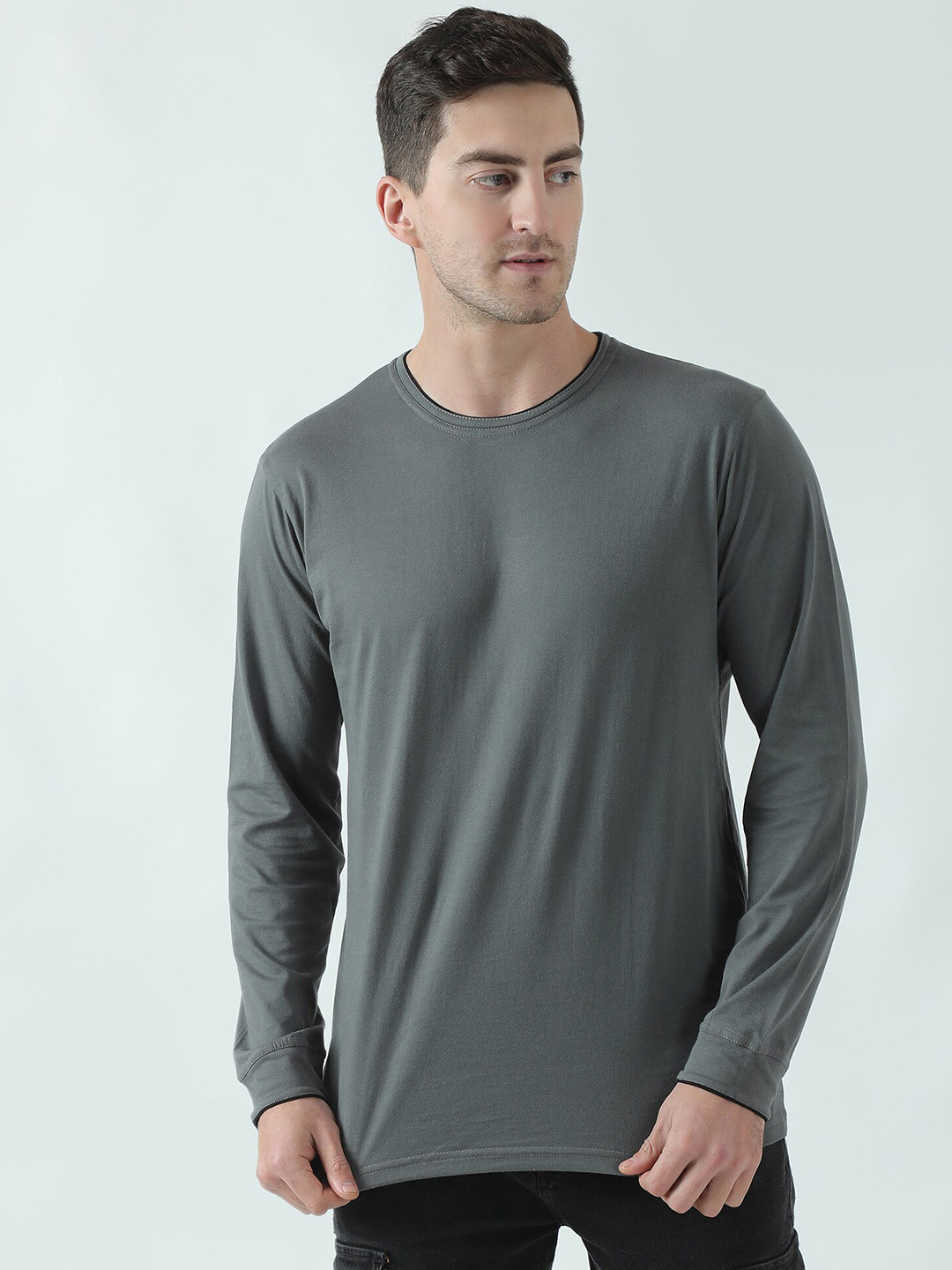 

THE EG STORE Men Grey Pure Cotton T-shirt