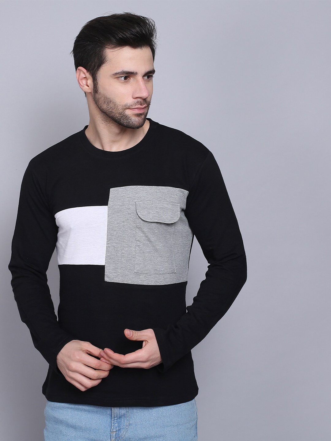 

THE EG STORE Men Colourblocked Front Pocket Cotton T-shirt, Black