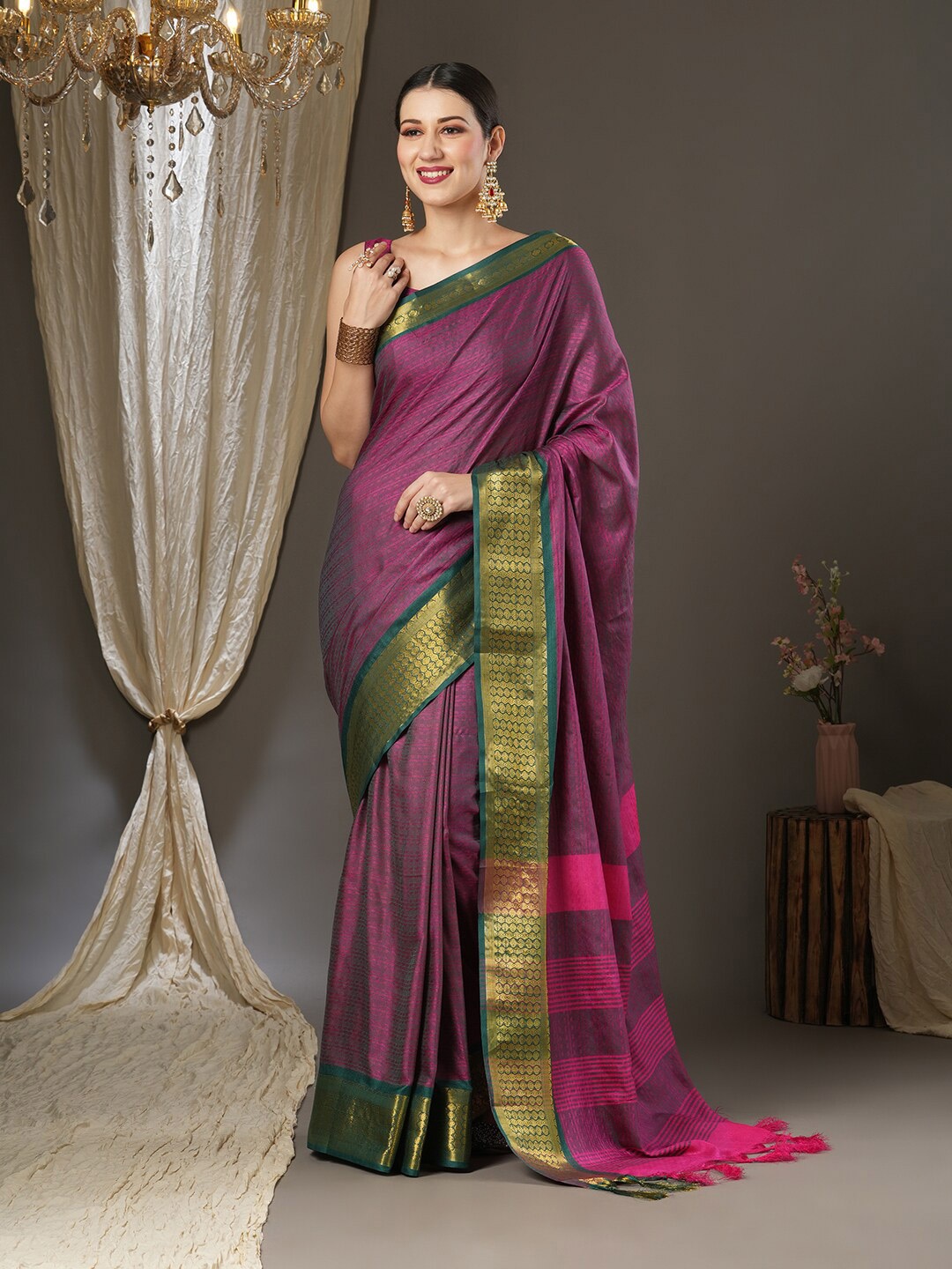 

Saree mall Woven Design Zari Saree, Pink