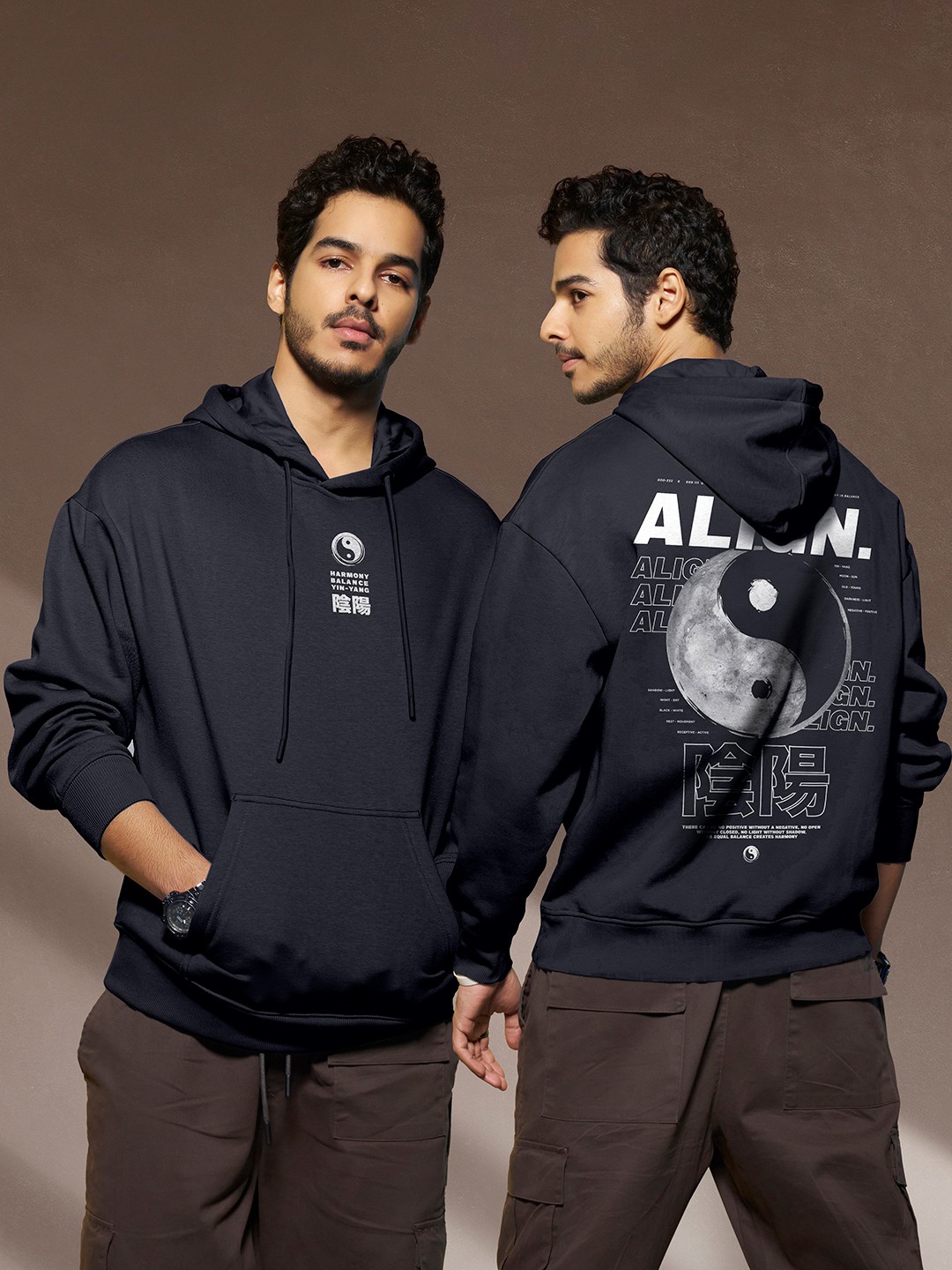 

Bewakoof Align Typography Printed Oversized Fleece Hooded Sweatshirt, Black
