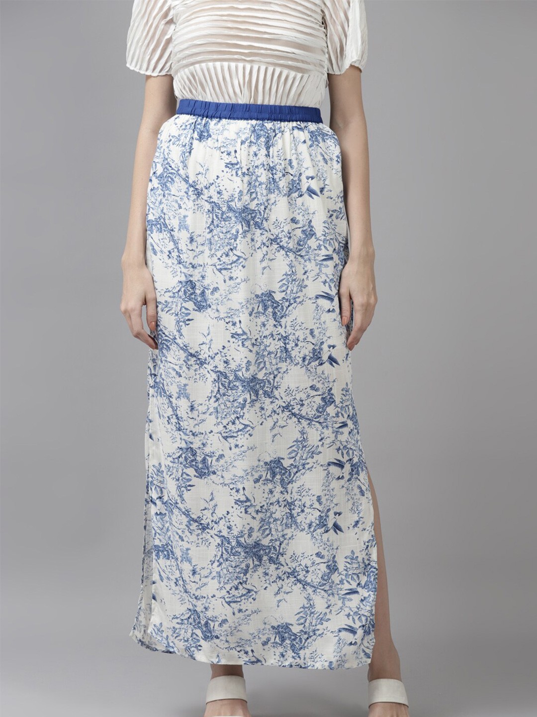 

Aarika Women Floral Printed Skirt, White