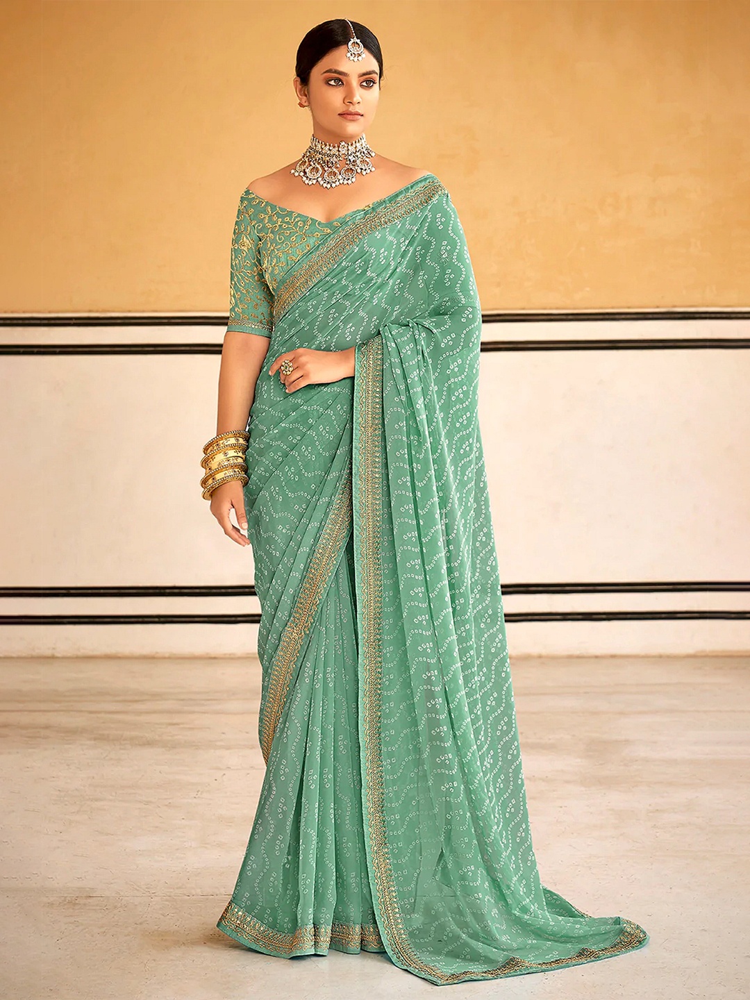 

Trendmalls Bandhani Embroidered Pure Georgette Saree, Sea green