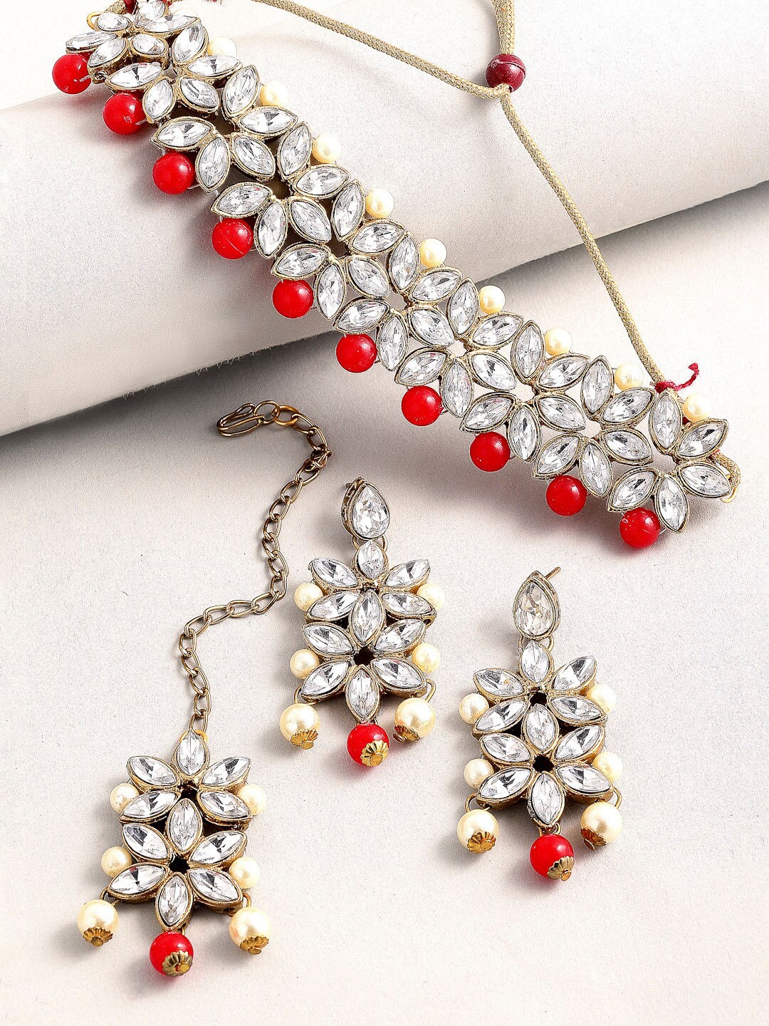 

ZENEME Gold-Plated Stone-Studded & Pearl Beaded Jewellery Set