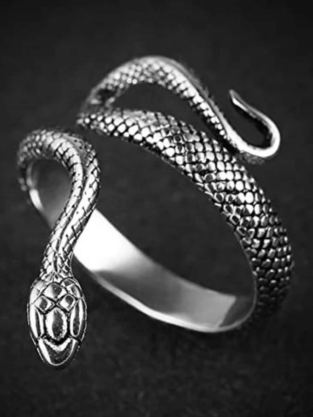 

UNIVERSITY TRENDZ Rhodium-Plated Snake-Charm Adjustable Finger Ring, Silver
