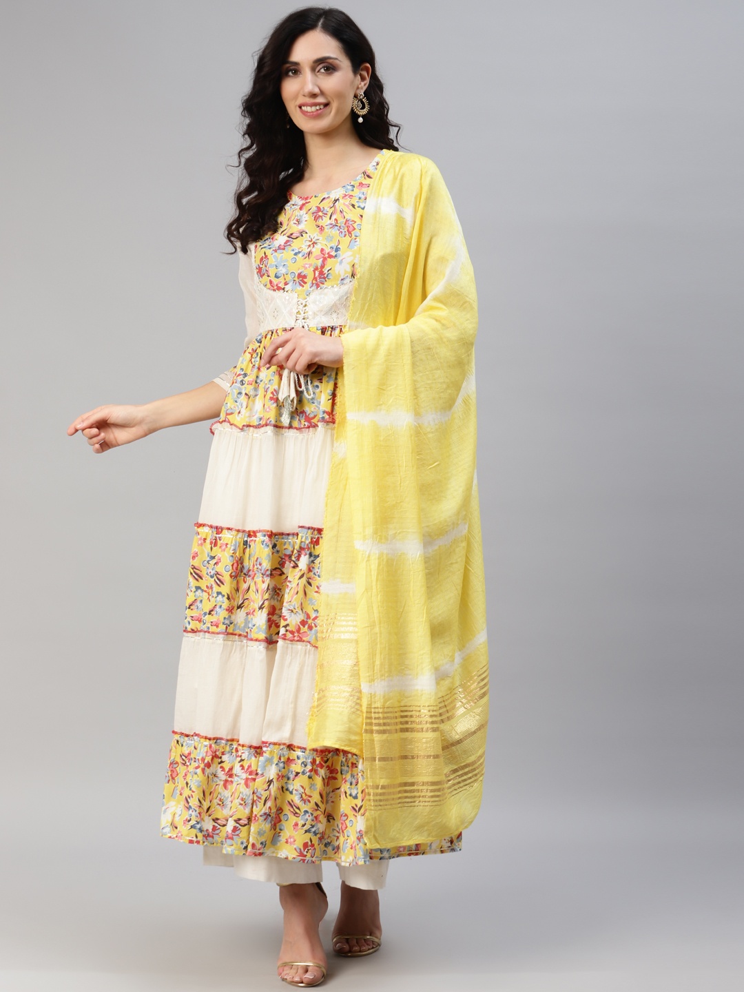 

Readiprint Women Floral Printed Gotta Patti Kurta With Dupatta, Yellow