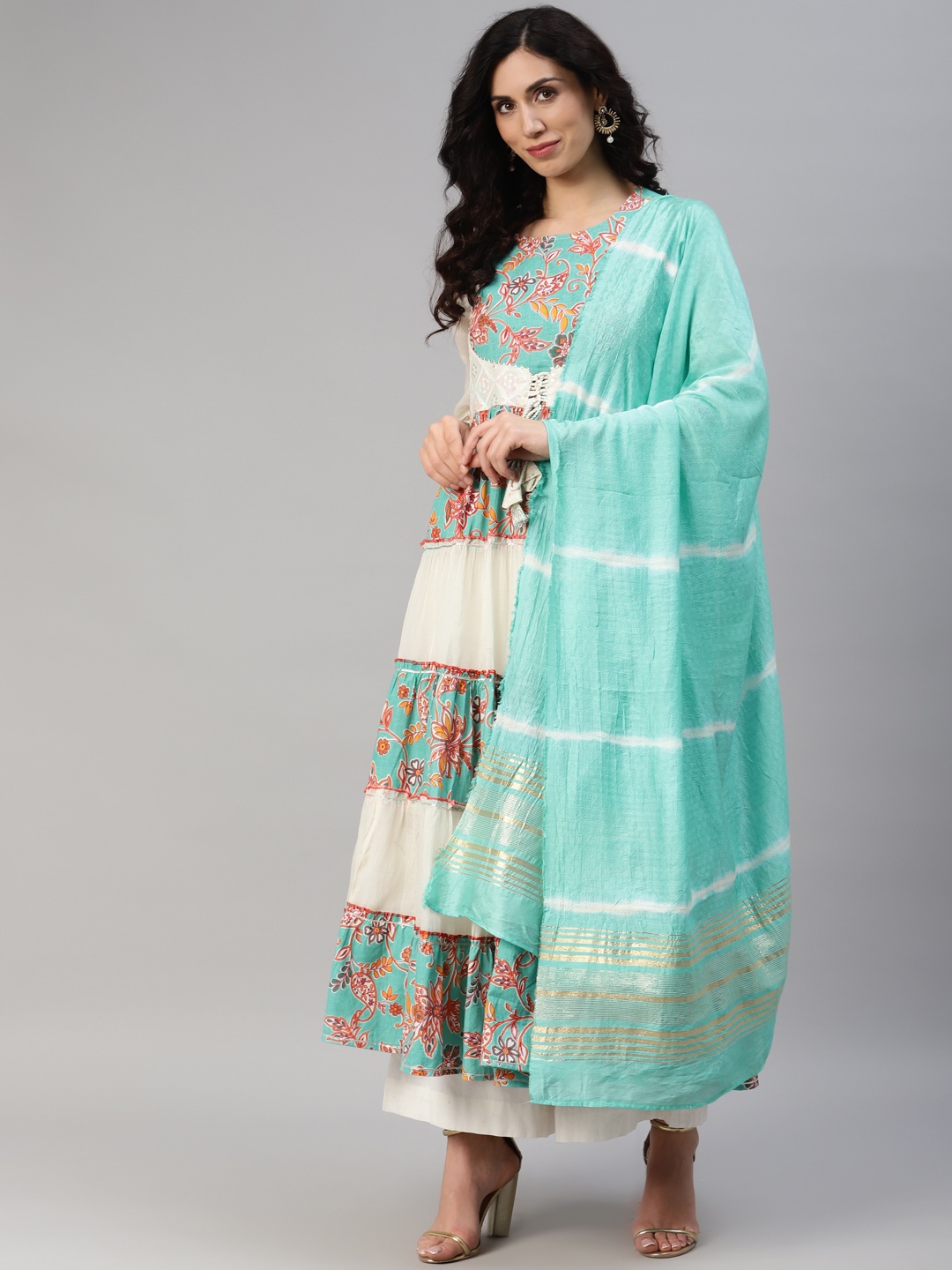 

Readiprint Fashions Women Floral Printed Gotta Patti Kurta With Dupatta, Sea green