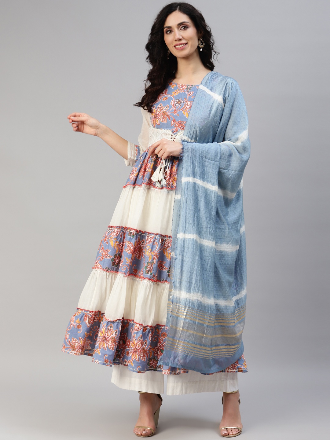 

Readiprint Fashions Women Floral Printed Gotta Patti Kurta With Dupatta, Blue