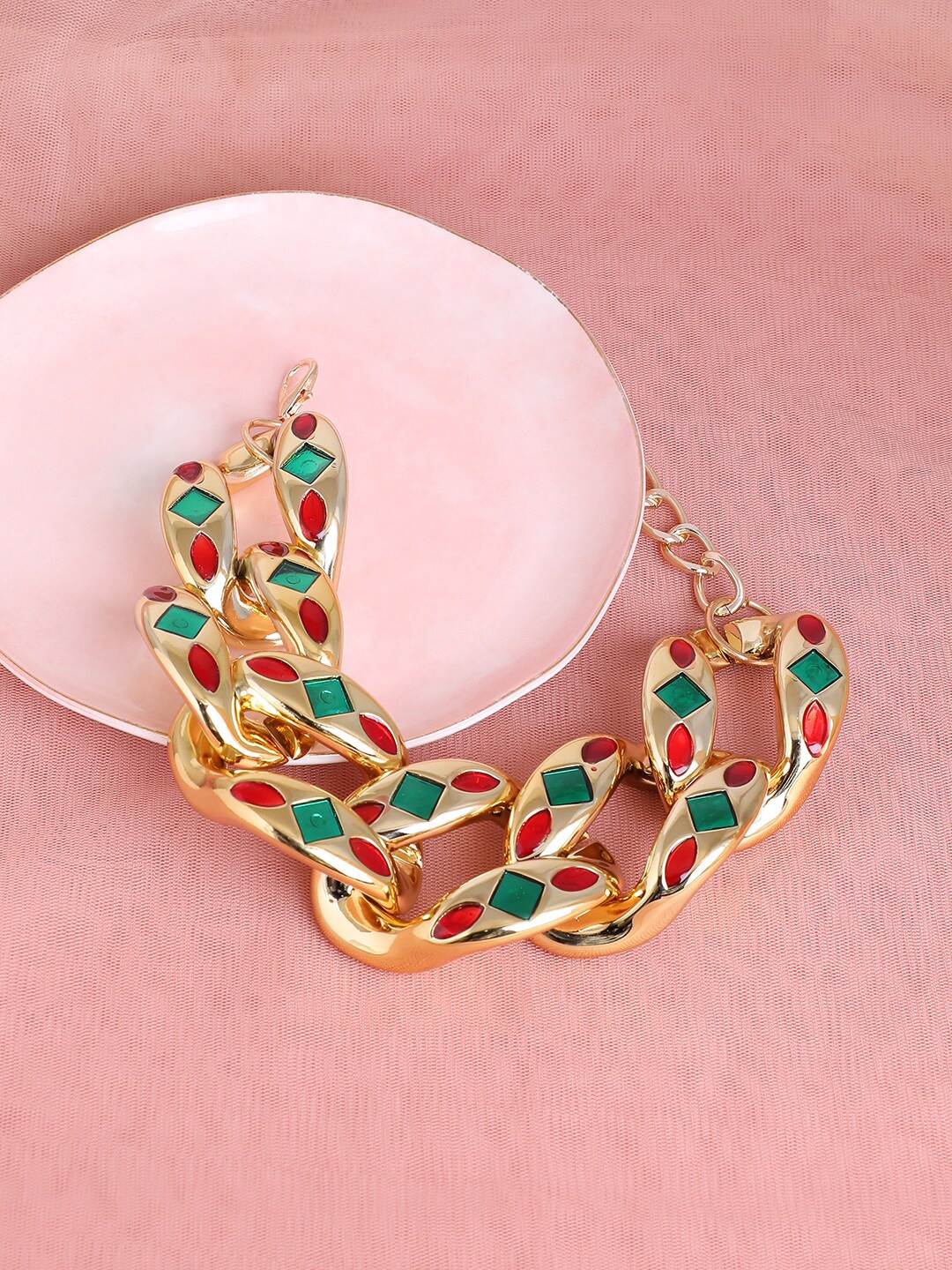 

SOHI Gold-Plated Necklace