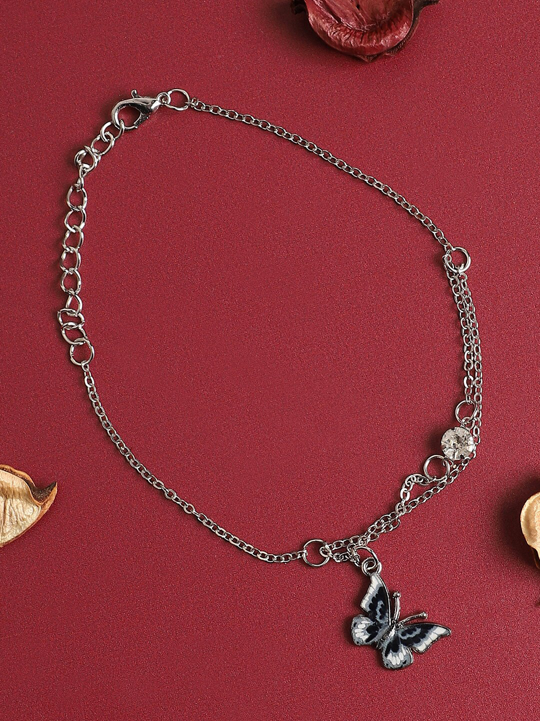 

SOHI Women Silver-Plated Charm Bracelet