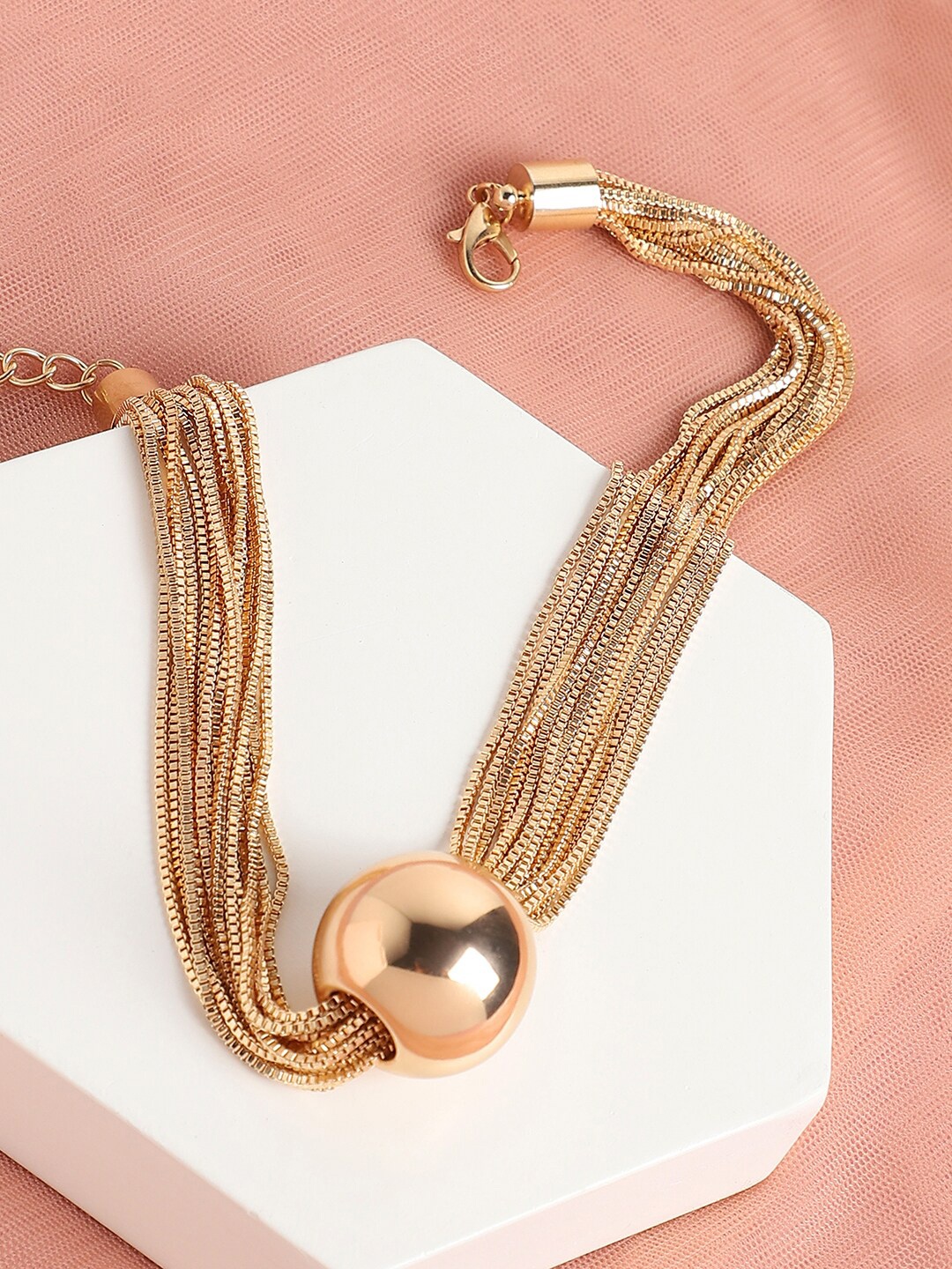 

SOHI Gold-Plated Necklace