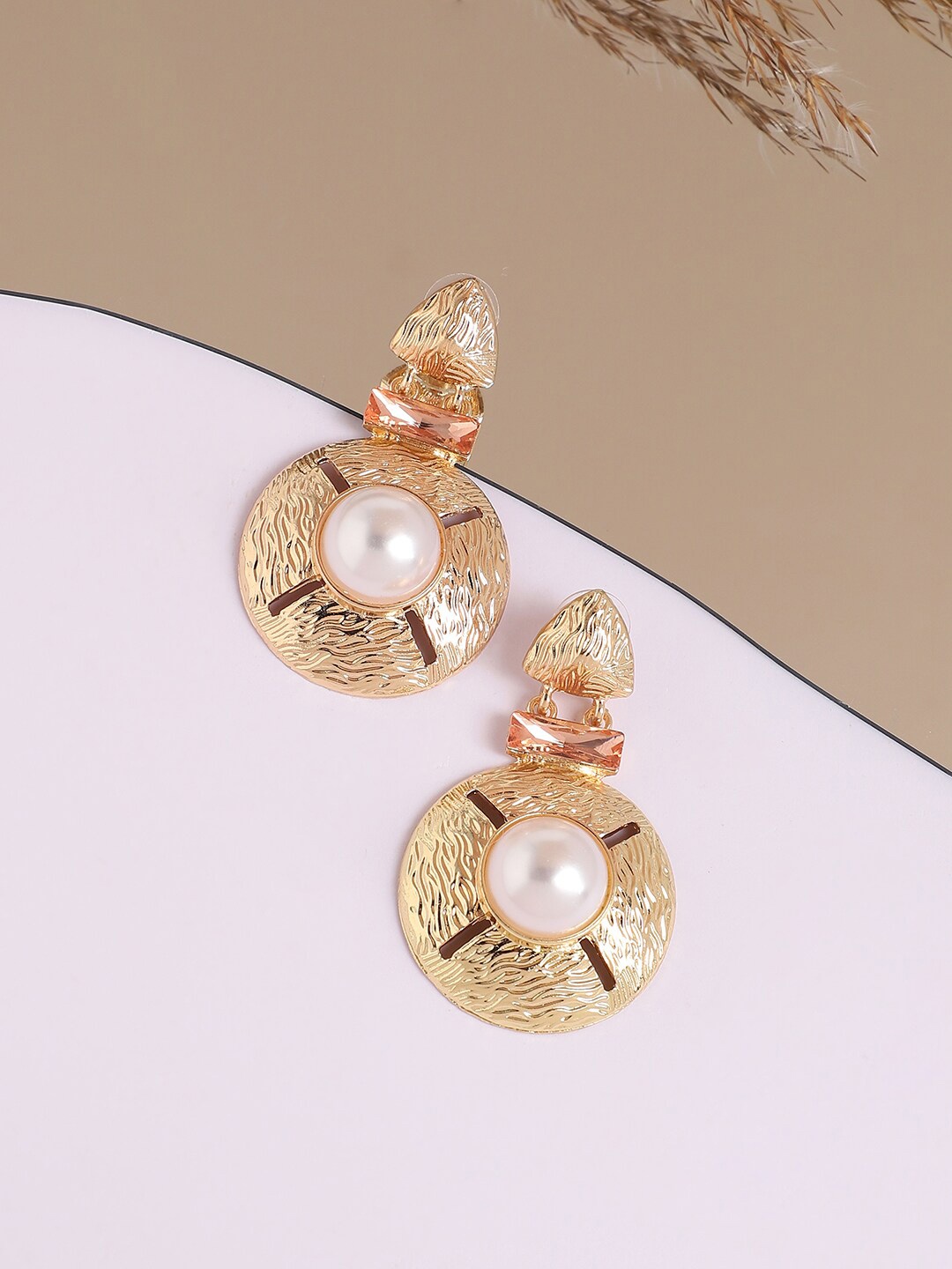 

SOHI Gold-Plated Contemporary Drop Earrings