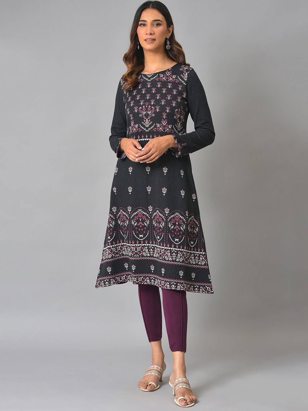 

W Round Neck Floral Printed A-Line Kurta, Black