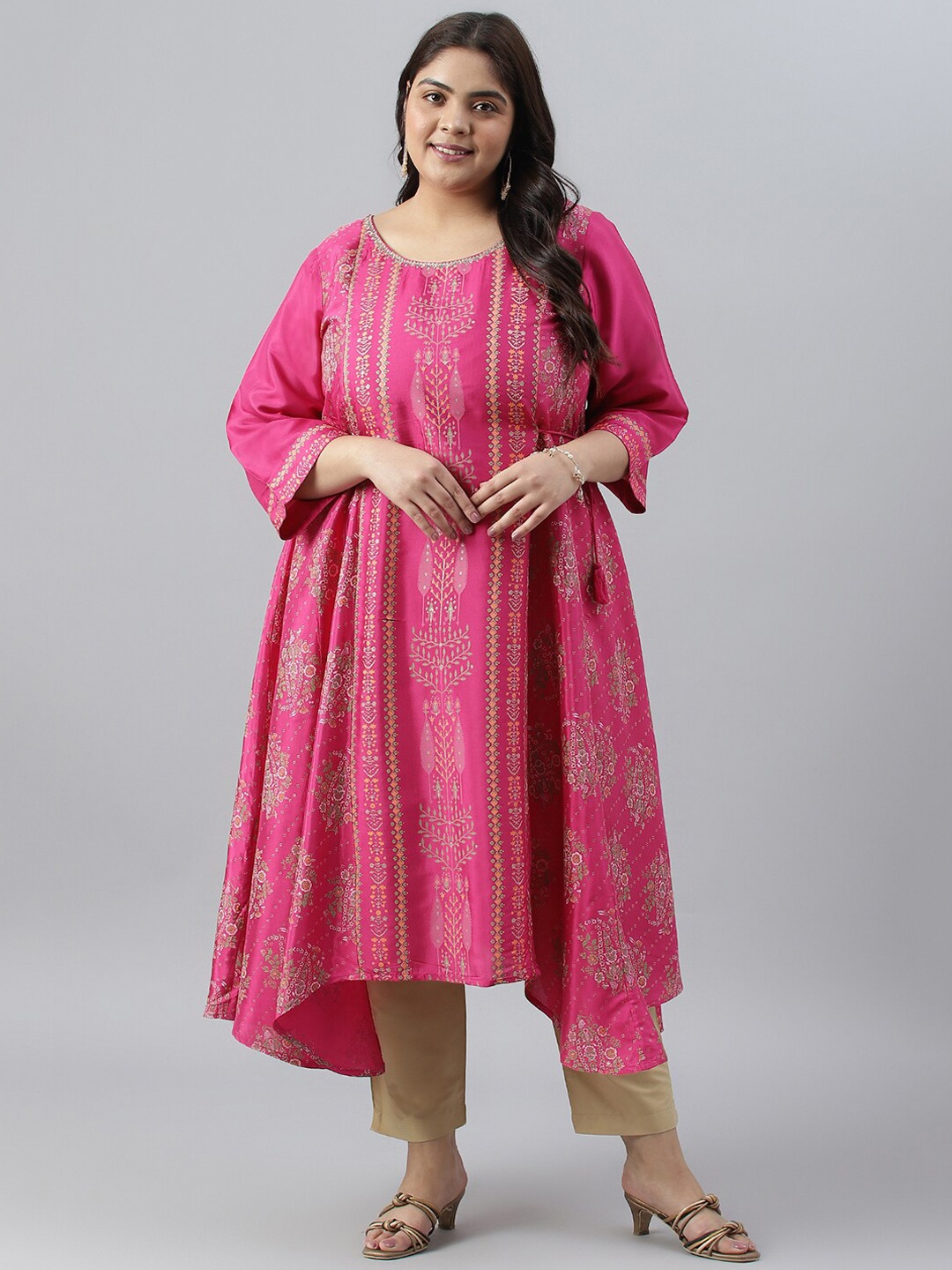 

W Plus Size Ethnic Motifs Printed Flared Sleeves Regular A-Line Kurta, Pink