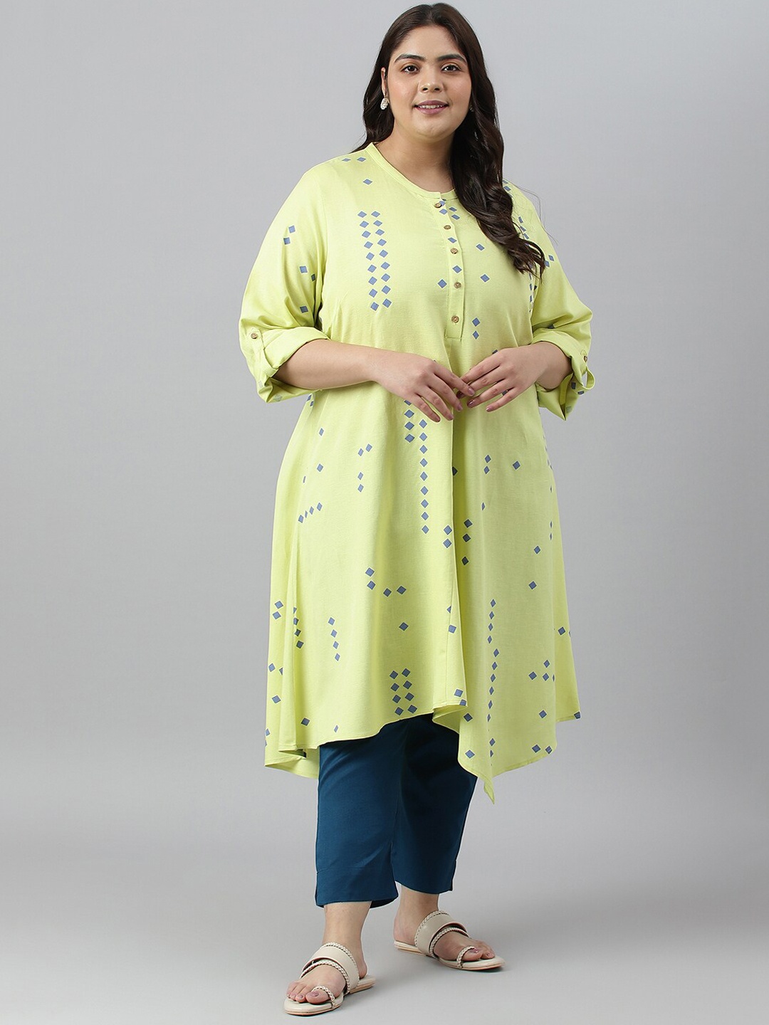 

W Women Plus SizeRound Neck Geometric Printed Kurta, Green