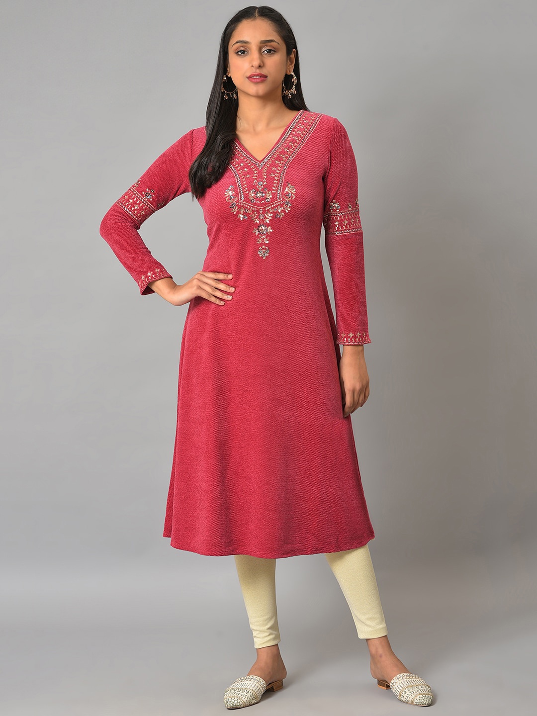 

W Women Red Ethnic Motifs Kurta