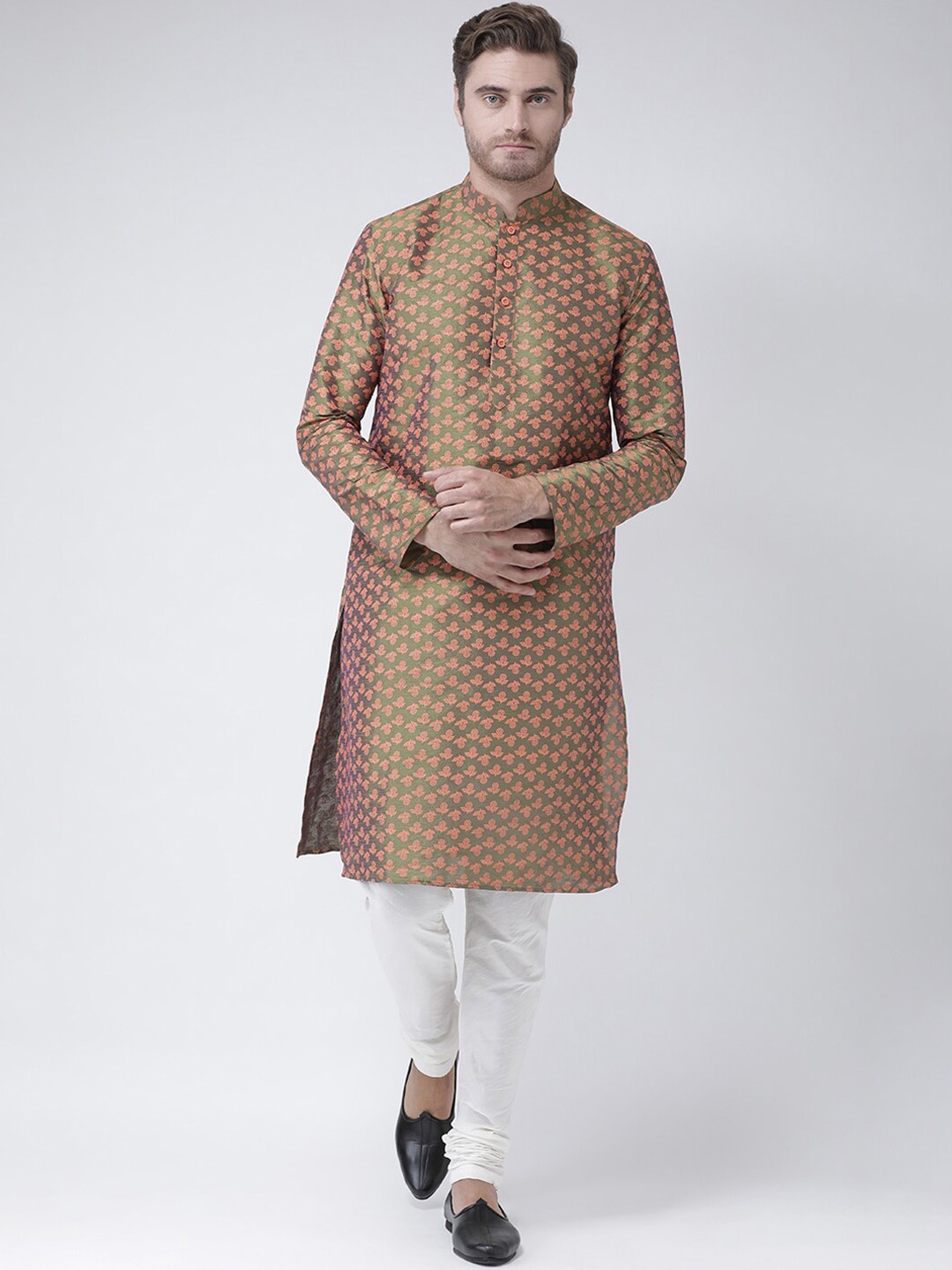 

DEYANN Men Floral Printed Dupion Silk Kurta with Churidar, Green