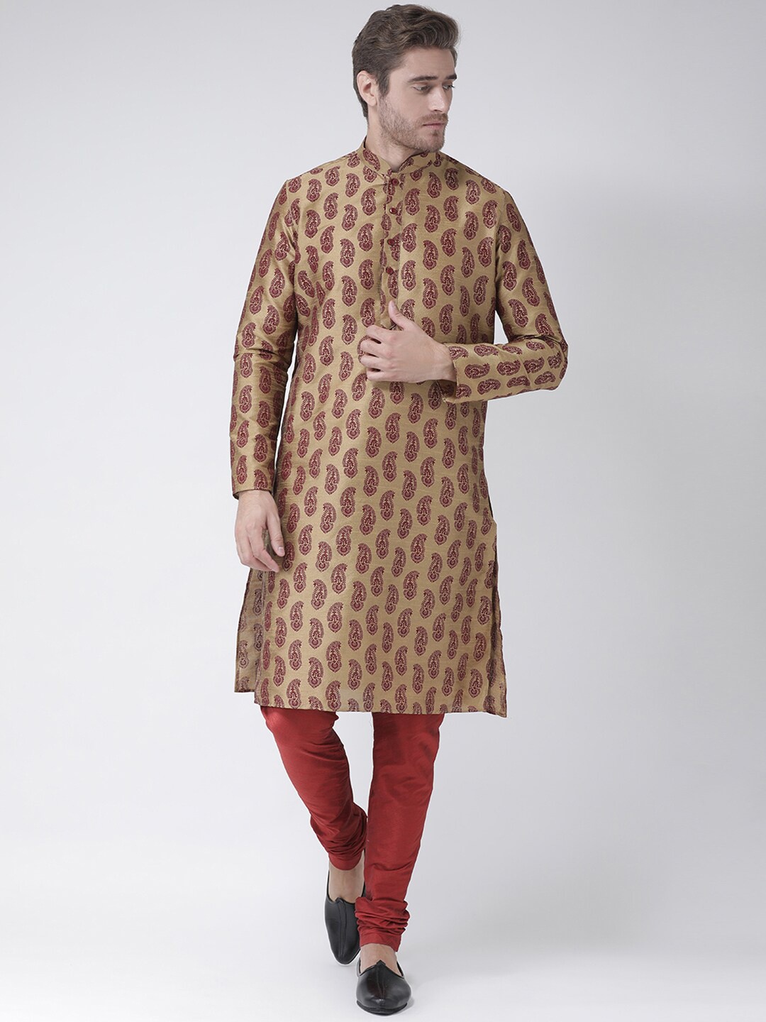 

DEYANN Men Paisley Printed Dupion Silk Kurta with Churidar, Brown