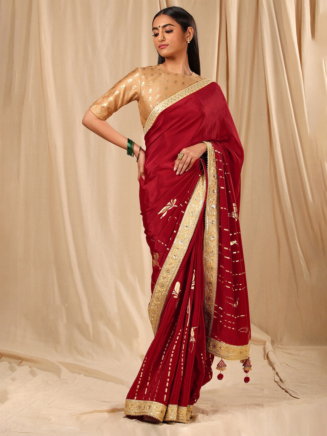 

Masaba Maroon & Gold-Toned Floral Saree