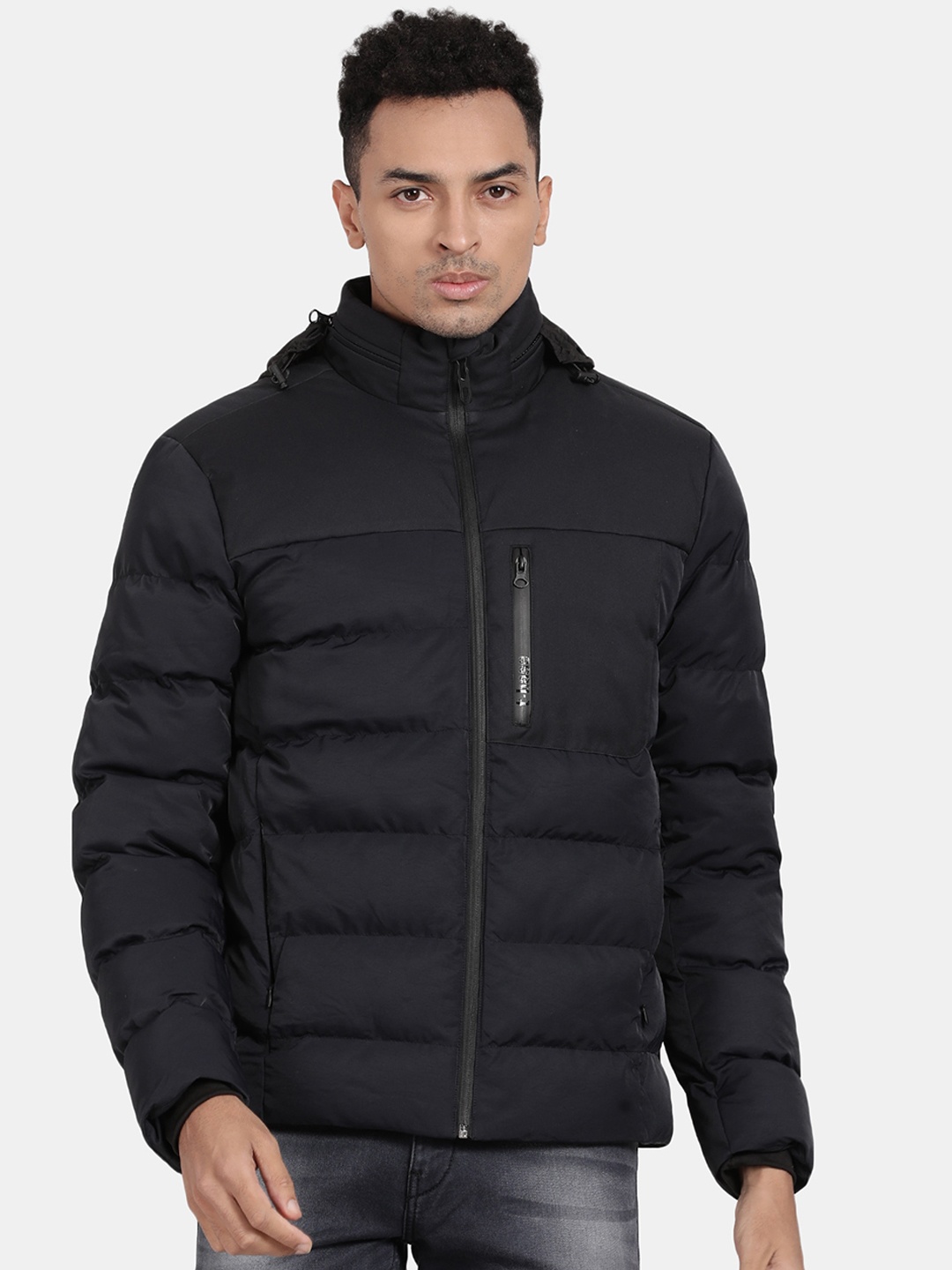 

t-base Men Navy Blue Windcheater Puffer Jacket