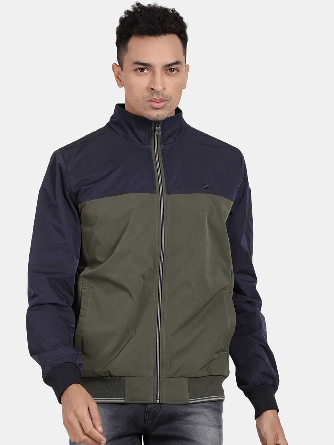 

t-base Men Colourblocked Bomber Jacket, Olive
