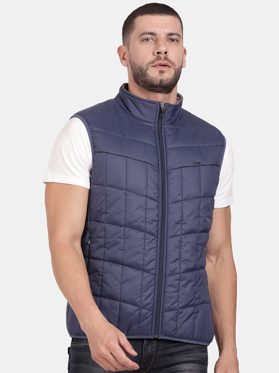 

t-base Men Solid Sleeveless Padded Jacket, Navy blue