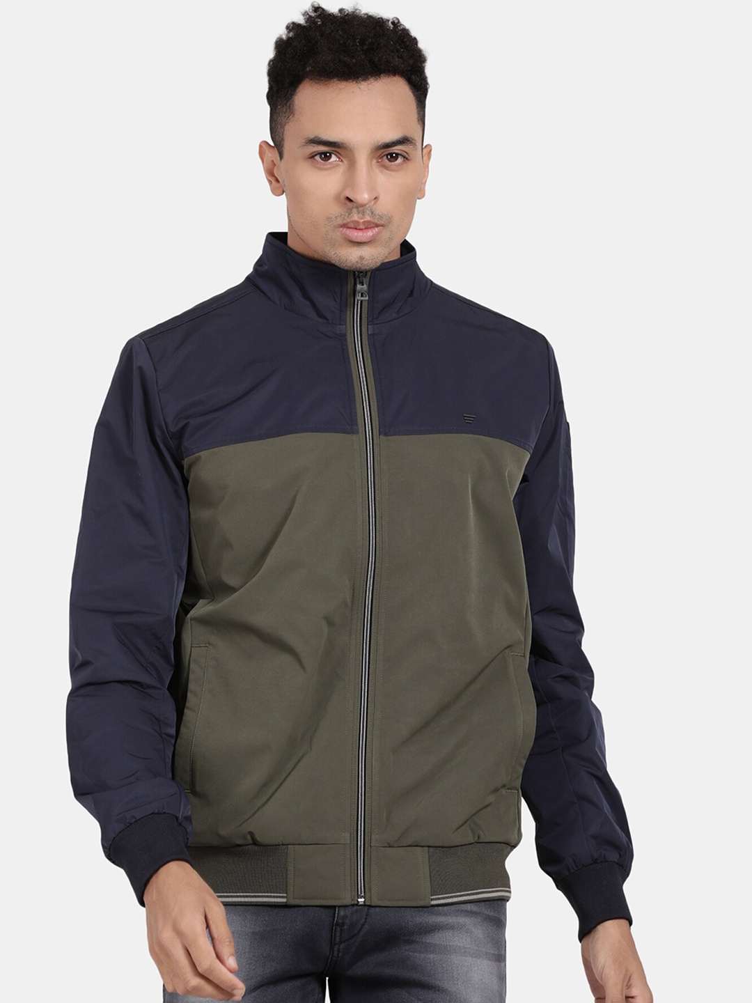 

t-base Men Colourblocked Bomber Jacket, Olive