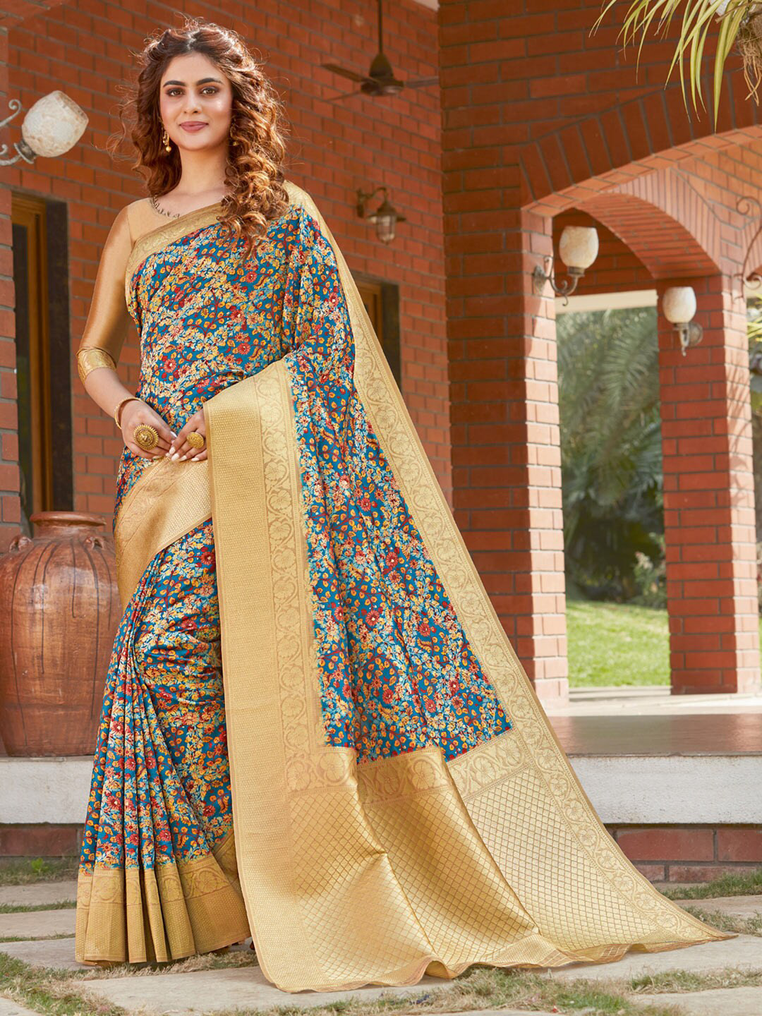 

SANGAM PRINTS Printed Zari Kalamkari Saree, Blue