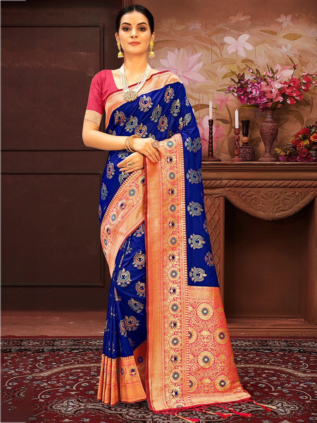 

SANGAM PRINTSWoven Design Zari Saree, Blue