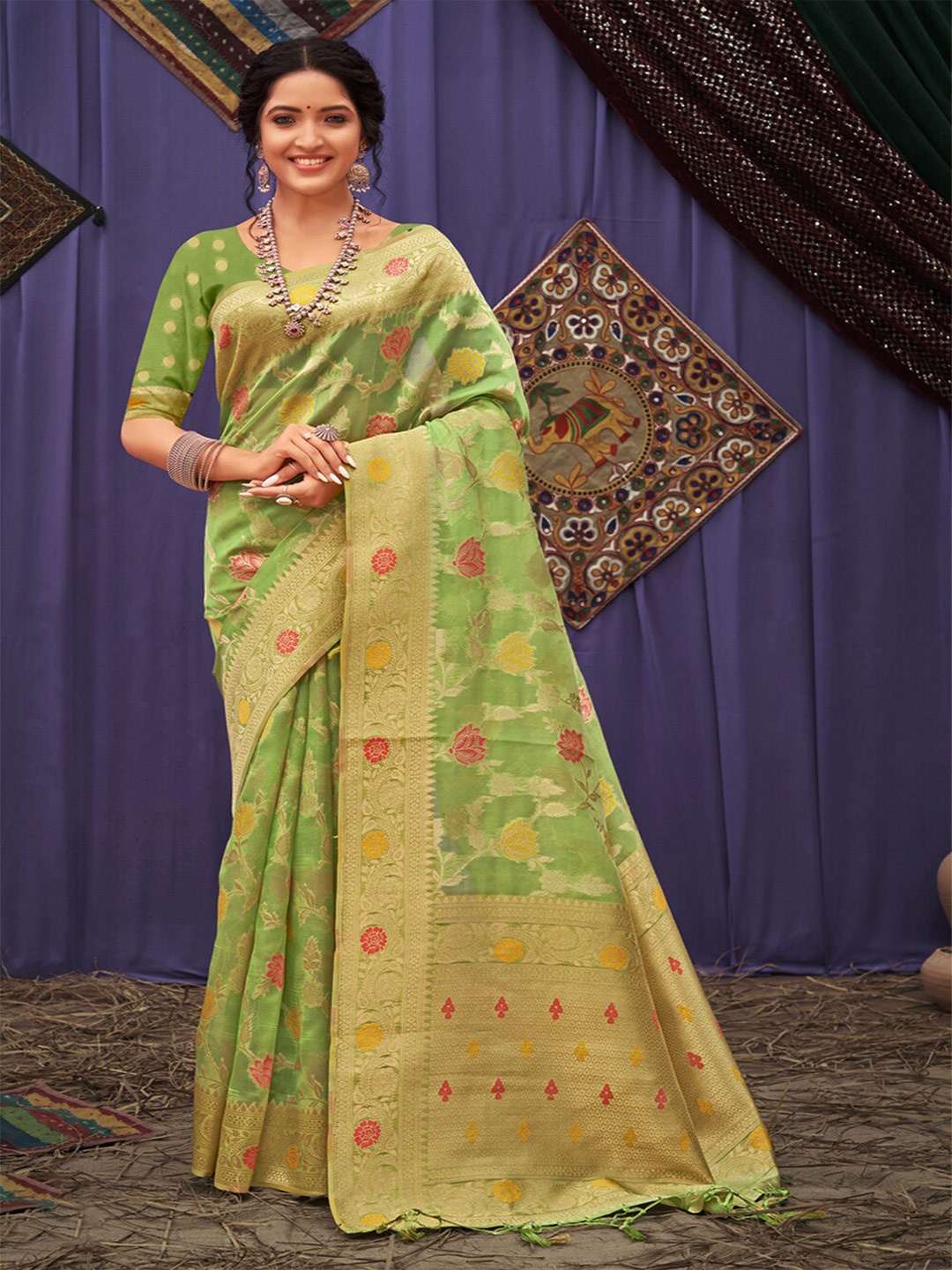 

SANGAM PRINTS Green & Red Woven Design Zari Organza Saree