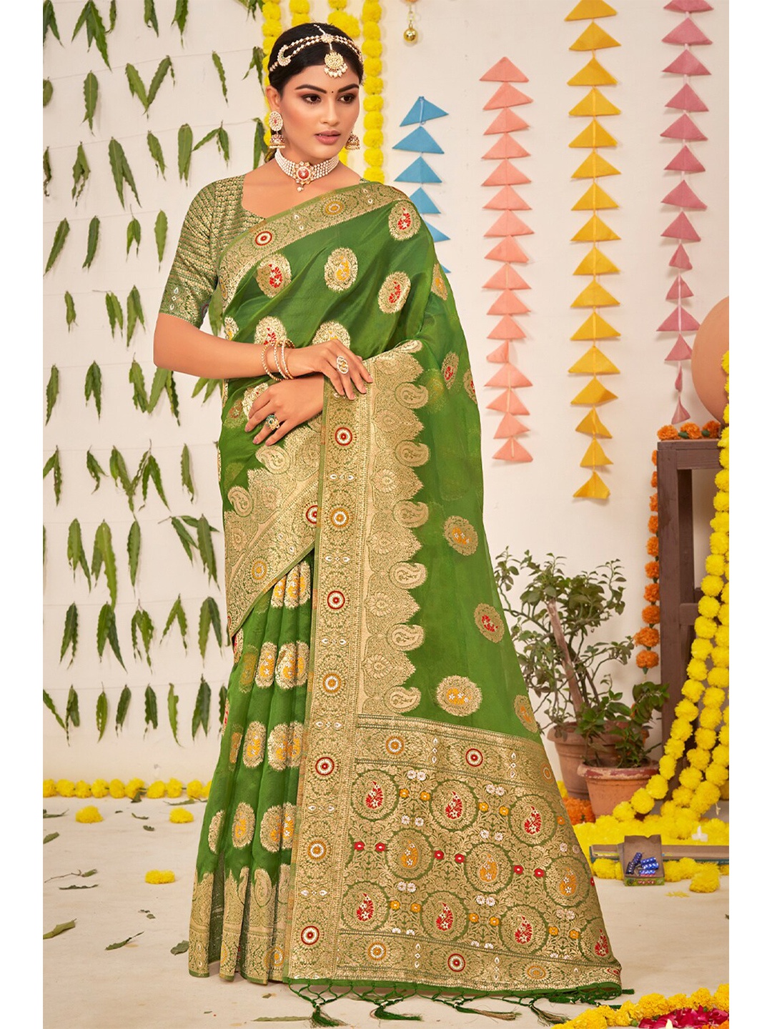 

SANGAM PRINTS Motifs Zari Organza Saree, Green