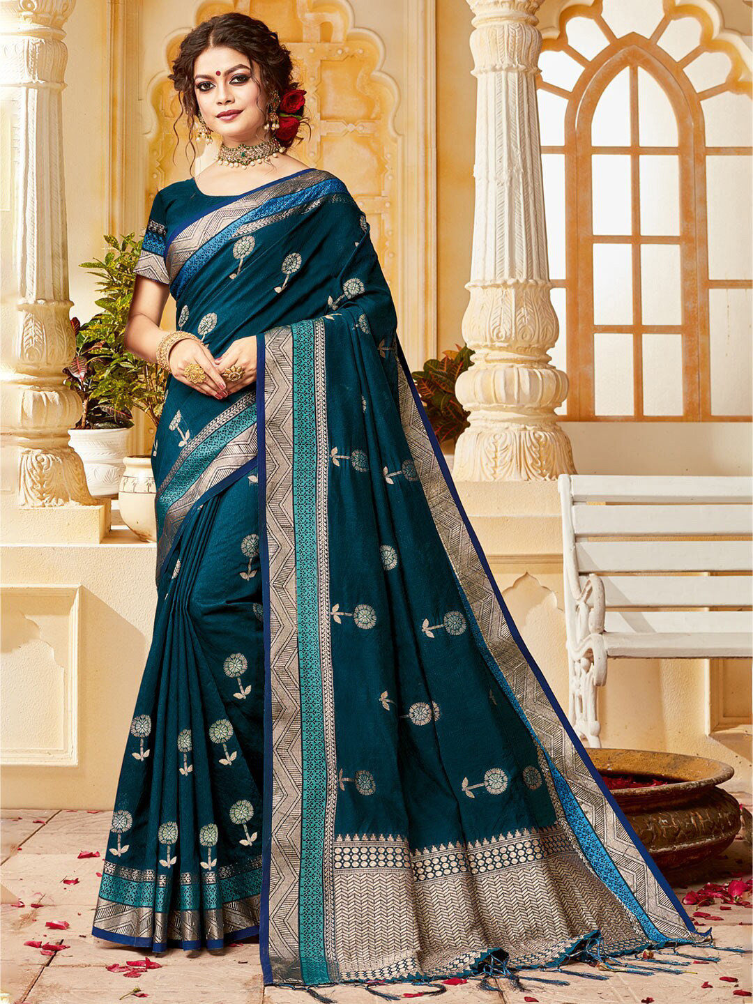 

SANGAM PRINTS Ethnic Motifs Zari Silk Blend Saree, Blue